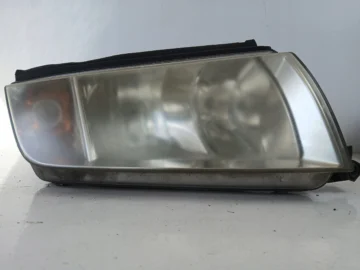 SKODA FABIA I LAMPA PRAWA PRZÓD