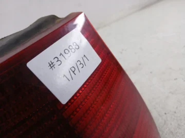 VW GOLF IV KOMBI LAMPA PRAWA TYŁ - zdjęcie 5