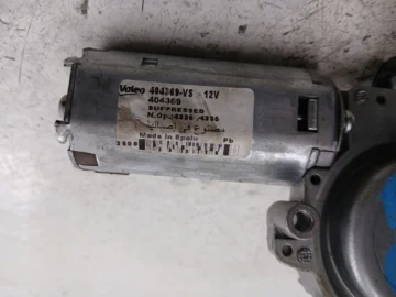 VW POLO 6N MECHANIZM WYCIERACZKI TYŁ 404369 - zdjęcie 5