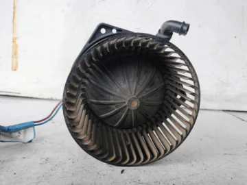 NISSAN SERENA DMUCHAWA NAWIEWU REZYSTOR 2715060R00