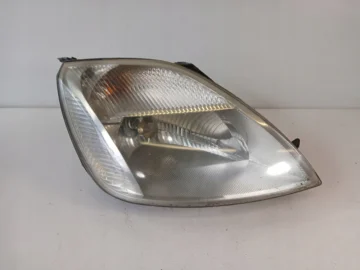 FORD FIESTA MK6 LAMPA PRAWA PRZÓD