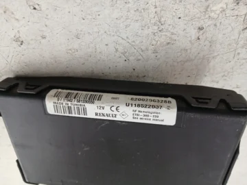 DACIA SANDERO I MODUŁ KOMFORTU 8200296328B - zdjęcie 2