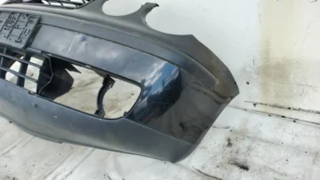 ZDERZAK PRZÓD VOLKSWAGEN POLO IV 9N CZARNY - zdjęcie 4