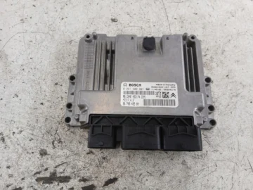 STEROWNIK KOMPUTER SILNIKA PEUGEOT 5008 I 308 1.6 THP 9676643580 09-17