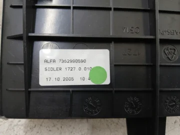 ALFA ROMEO 147 CUPHOLDER UCHWYT NA KUBEK - zdjęcie 6