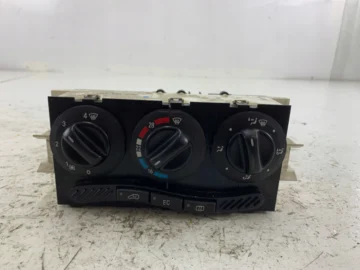 MERCEDES W168 PANEL KLIMATYZACJI 1688300485