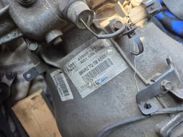 HYUNDAI H1 II 2.5 CRDI SKRZYNIA BIEGÓW 6 BIEGÓW 43000-25500 - zdjęcie 4