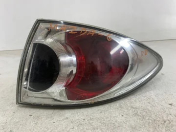 MAZDA 6 GG KOMBI LAMPA PRAWA TYŁ