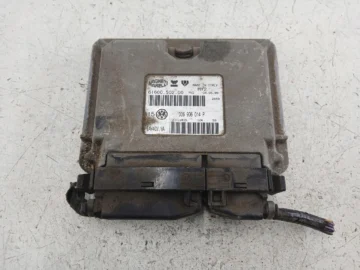 VW GOLF IV 1.4 STEROWNIK SILNIKA 036906014P