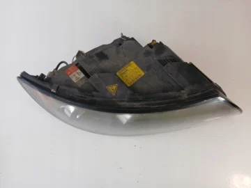VOLVO V50 I S40 II LAMPA PRAWA PRZÓD XENON 30698890 - zdjęcie 4