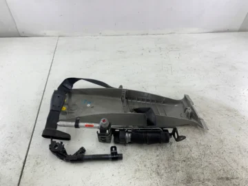 VOLVO V50 II PAS BEZPIECZEŃSTWA LEWY PRZÓD + OSŁONA 9486845