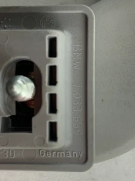 BMW E60 E61 RĄCZKA UCHWYT PODSUFITKI PRZÓD 7033659 - zdjęcie 2