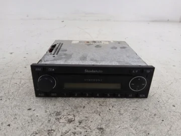 SKODA OCTAVIA I LIFT RADIO FABRYCZNE CD 1U0035156E