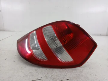 MERCEDES W169 LAMPA PRAWA TYŁ - zdjęcie 4