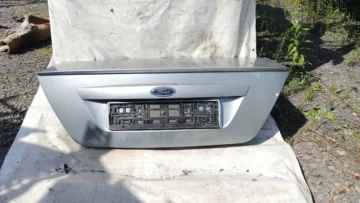 FORD MONDEO MK3 KLAPA BAGAŻNIKA 72 SEDAN