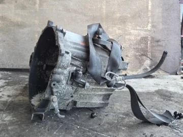 VOLVO V70 S60 2.4 D SKRZYNIA BIEGÓW 1023822 - zdjęcie 2