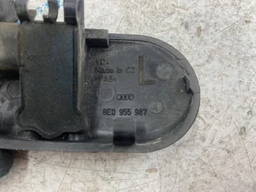 AUDI A4 B6 DYSZA SPRYSKIWACZA LEWA 8E0955987 - zdjęcie 5