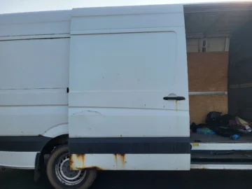 VW CRAFTER I SPRINTER W906 DRZWI BOCZNE PRZESUWNE PRAWE BIAŁE