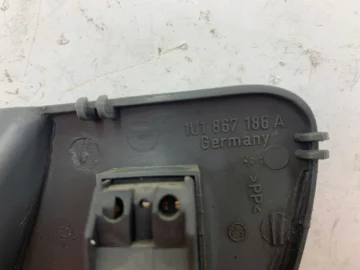 SKODA OCTAVIA I PRZEŁĄCZNIK PANEL SZYB PRAWY PRZÓD 1U1867186A - zdjęcie 3