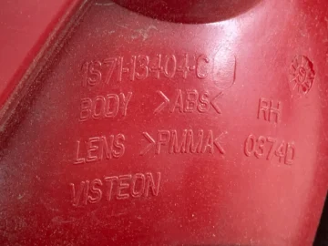 1S7113404C LAMPA TYLNA PRAWA FORD MONDEO MK3 KOMBI 01R - zdjęcie 4