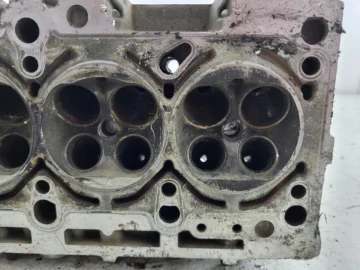 VW GOLF V TOURAN PASSAT B6 A3 8P A4 B6 2.0 FSI GŁOWICA SILNIKA 06D103373AL - zdjęcie 8