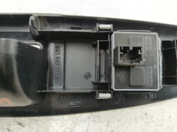 VW POLO 9N LIFT PANEL SZYBY LEWY PRZÓD - zdjęcie 5