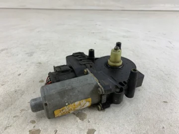 AUDI A6 C5 SILNICZEK SZYBY LEWY PRZÓD 0130821775 - zdjęcie 2