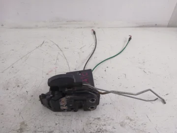 KIA CERATO I ZAMEK DRZWI LEWY PRZÓD - zdjęcie 4
