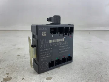 MERCEDES W212 MODUŁ STEROWNIK DRZWI LEWY PRZÓD A2128203485