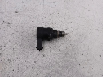 OPEL FIAT KIA SUZUKI 1.9 CDTI CZUJNIK CIŚNIENIA PALIWA 0281002507