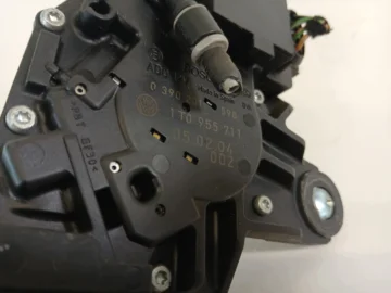 VW TOURAN I MECHANIZM WYCIERACZKI TYŁ 1T0955711 - zdjęcie 3