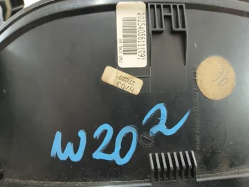 MERCEDES W202 2.2 D LICZNIK ZEGARY 2025405611 - zdjęcie 6