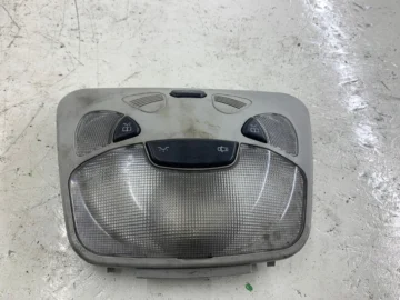 MERCEDES W203 LAMPKA PODSUFITKI OŚWIETLENIE WNĘTRZA A2038202301