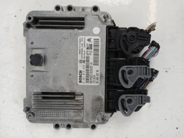 CITROEN C4 C3 I PEUGEOT 207 1.6 HDI STEROWNIK SILNIKA 9664843780