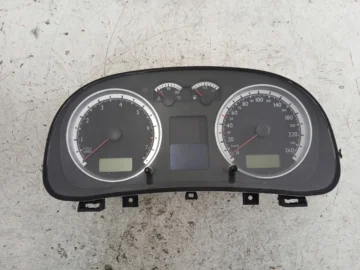 VW GOLF IV 1.6 FSI LICZNIK ZEGARY 1J5920826G