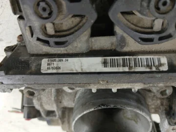 FIAT PUNTO II 1.2 PRZEPUSTNICA STEROWNIK SILNIKA 46760606 - zdjęcie 2