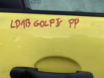 VW GOLF V DRZWI PRAWY PRZÓD LD1B - zdjęcie 5