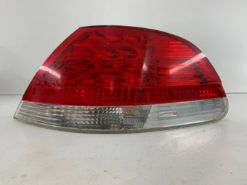 BMW E65 LIFT LAMPA PRAWA TYŁ 6937236