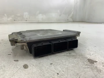 RENAULT SCENIC I 1.9 DCI STEROWNIK SILNIKA KOMPUTER 8200039569