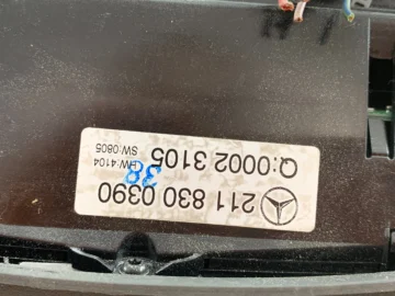 MERCEDES W219 CLS PANEL KLIMATYZACJI H24400055010 + KRATKI NAWIEWU A2118301854 - zdjęcie 8