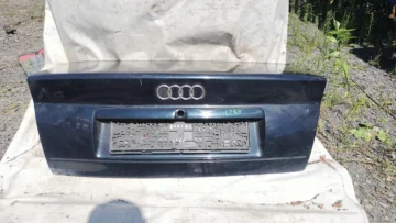 AUDI A4 B5 KLAPA BAGAŻNIKA LZ5Y SEDAN