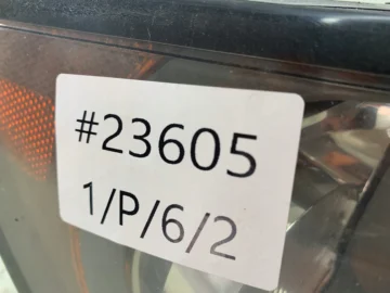 VOLVO V50 II LAMPA PRAWA PRZÓD 30698886 - zdjęcie 6