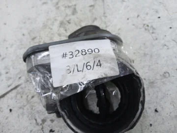 AUDI A3 8P VW GOLF V OCTAVIA II 1.9 TDI PRZEPUSTNICA 038128063G - zdjęcie 7