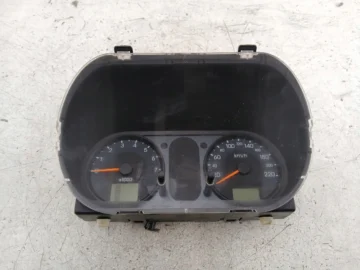 FORD FIESTA MK6 1.4 LICZNIK ZEGARY